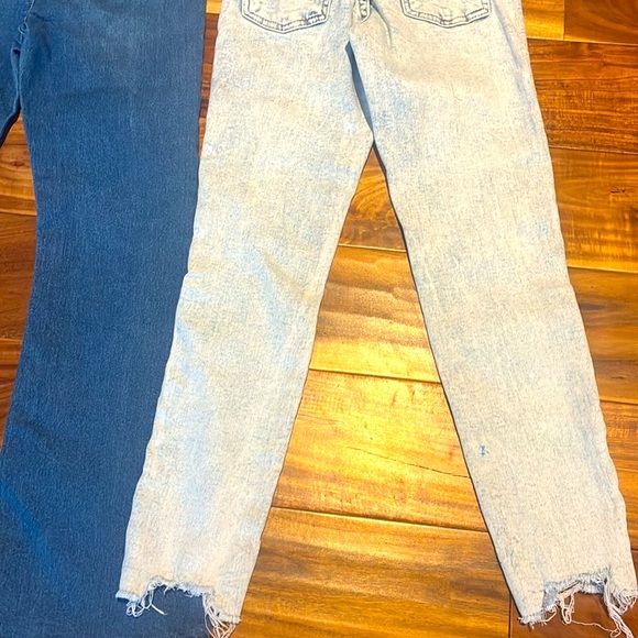 Forever 21 Kids Denim Jeans Trio - Blue, Light Blue, White (1 NEW) - Picture 9 of 17